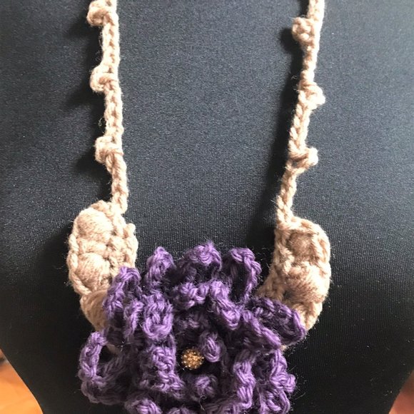 Hand Crocheted  Floral Pendant Necklace in Beige and Plum Wool and Acrylic Yarn - Picture 2 of 3